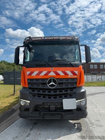Vacuum tank truck MERCEDES-BENZ Arocs 3551 8x4 BL Kroll Wasserrückgewinner