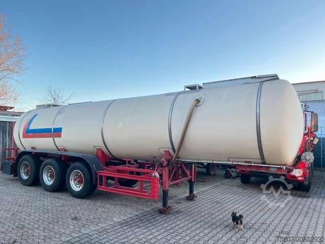 Tankauflieger Blumhardt Chemietank ABS Luftfederung