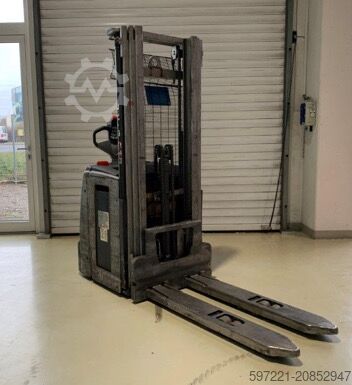 Palettenstapler Still EXV14I Initalhub Triplex