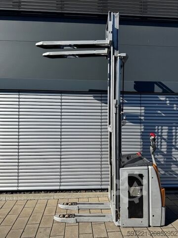 Pallet Stackers Still EXV14I Initalhub Triplex
