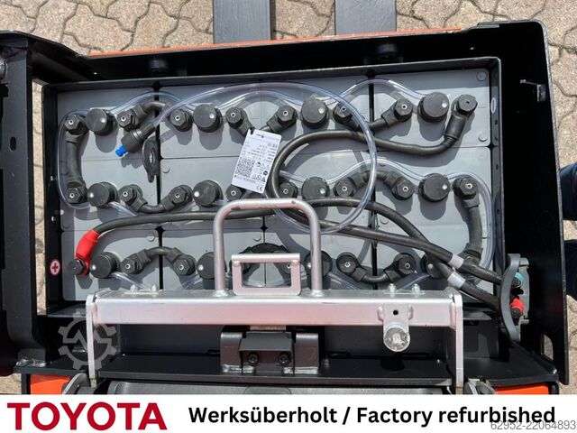 Niederhubwagen Toyota LPE 250 / Akku überh.!