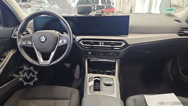 Kleinbus BMW 320xd 3 TouringMild Hybrid Navigation Business