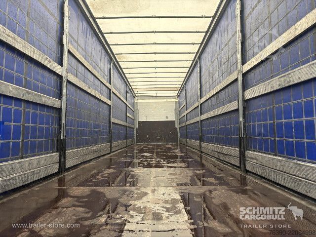 Open semitrailer with tarp Schmitz Cargobull Semitrailer Curtainsider Standard