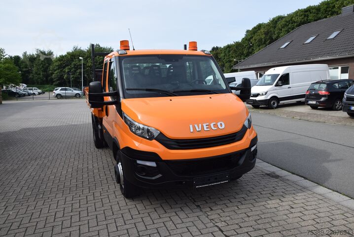 Transporter mit Kipper Iveco Daily  Doka 7-Sitzer Meiller Kipper AHK Standheiz