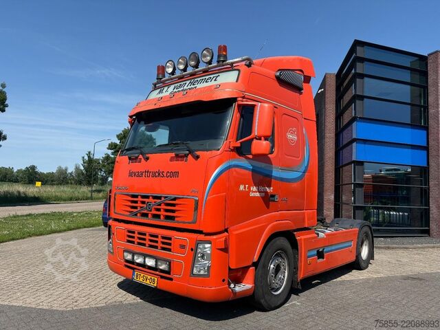 Standard tractor Volvo FH440 Globe XL / 2 Tanks / Euro 5 / NL Truck