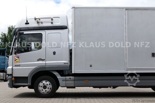 Autotransporter MERCEDES-BENZ Atego 822 geschlossener Autotransporter Euro 5