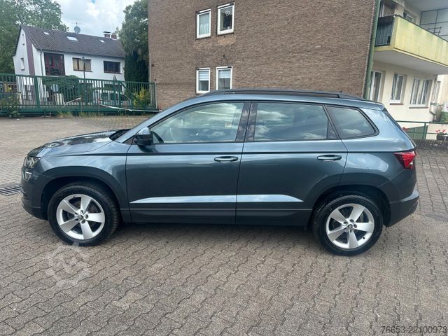 Pick-up SKODA Karoq 2.0l TDI 85kW DSG * PANO * Navi * Klimaaut