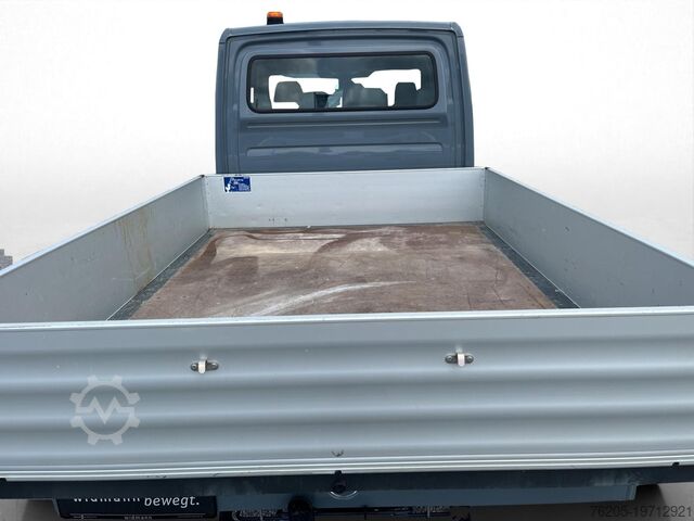 Pick-up van Mercedes-Benz Sprinter 311 CDI DoKa Pritsche RS 3.665 MM AHK