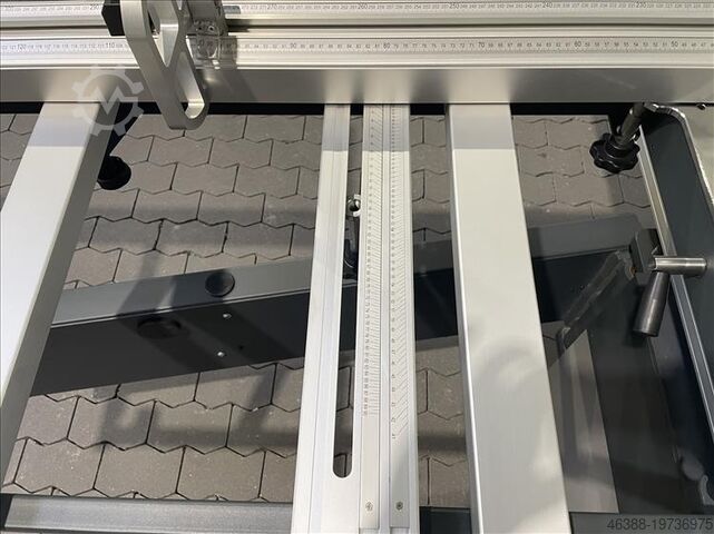 Formatkreissäge ALTENDORF F 35 Typ 3 - 1000 -Ausstellungsmaschine- ALTENDORF F 35 Typ 3 - 1000