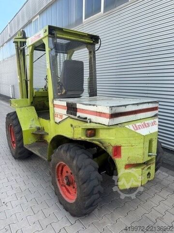 Rough terrain forklift truck Claass Unitruck ST-30