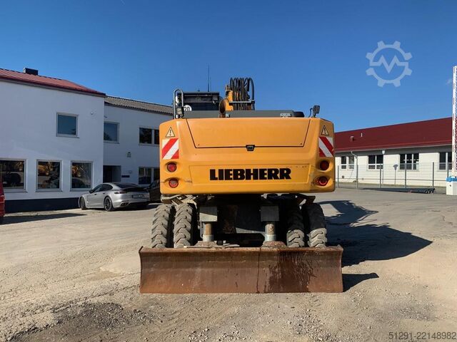 Mobile excavator Liebherr A 920 Litronic