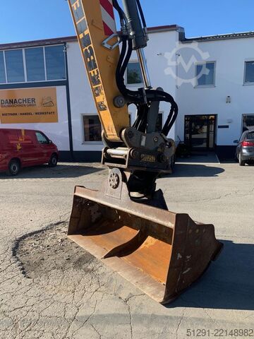 Mobile excavator Liebherr A 920 Litronic
