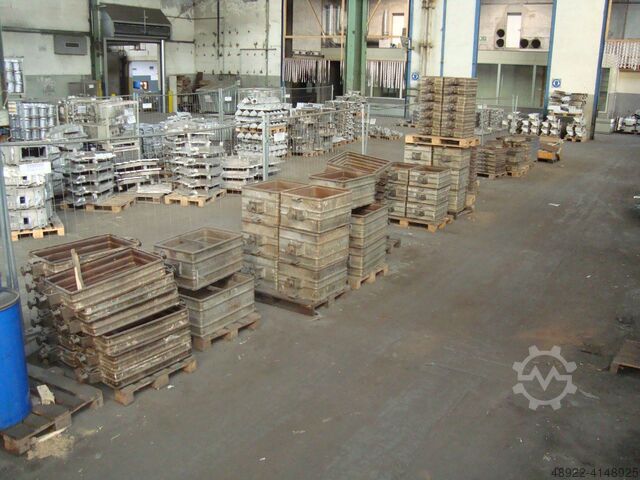 Moulding box, moulding frame  
