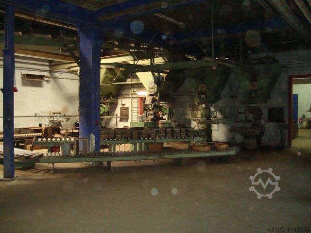 Roller conveyor  