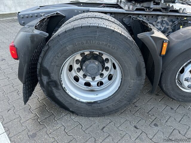 Standard tractor DAF XF 480 FTP Space Cab / 510 dkm / 6x2 / Stand Ai...