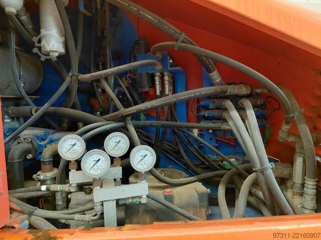 Telescopic boom lift Aichi SP18A