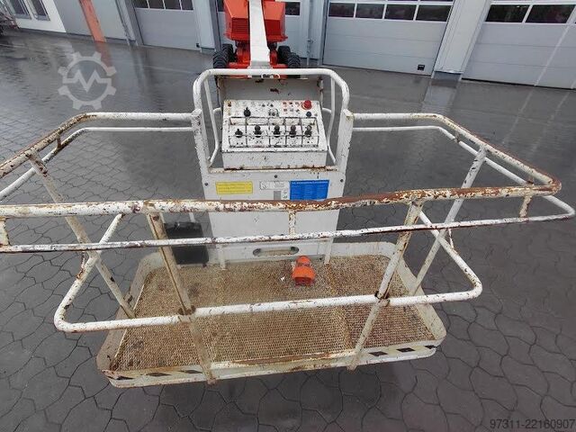 Telescopic boom lift Aichi SP18A