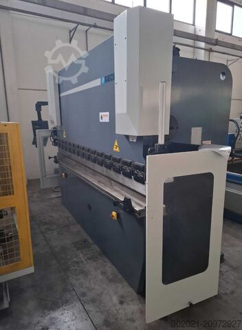 PRESS BRAKES + SHEARS – Sheet Metal  