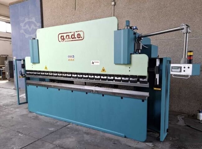 PRESS BRAKES + SHEARS – Sheet Metal  