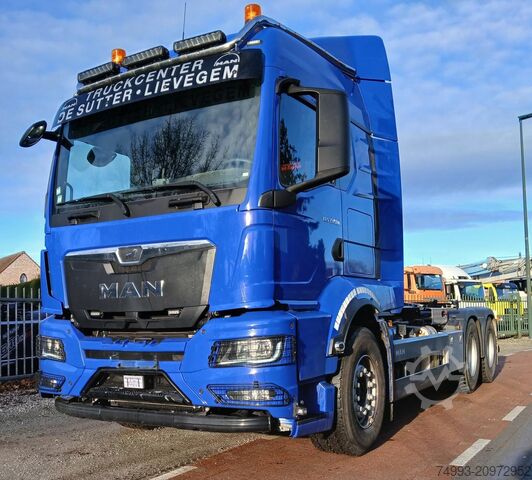 Roll-off tipper truck MAN TGS 33520  6X4