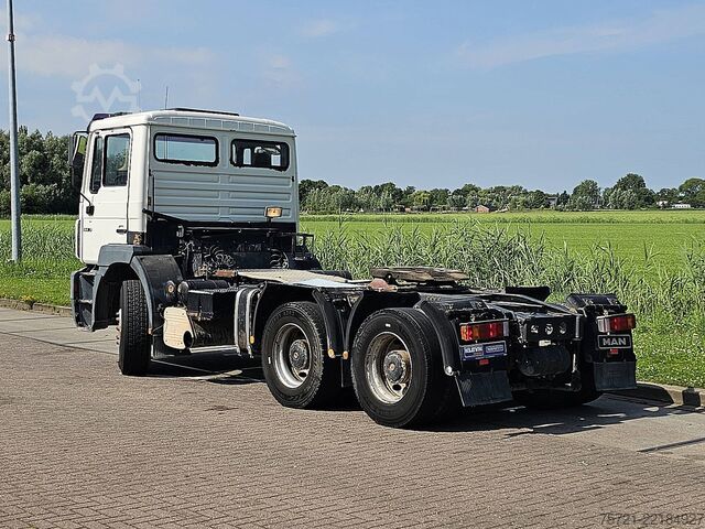 Standard-SZM M.A.N. 26.403 F2000 6X4 MANUAL