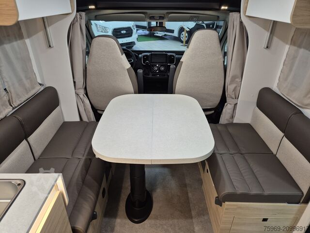 Semi-integrated camper Chausson 798 ULTIMATE LINE FIAT M26