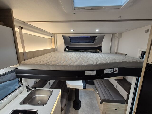Semi-integrated camper Chausson 798 ULTIMATE LINE FIAT M26
