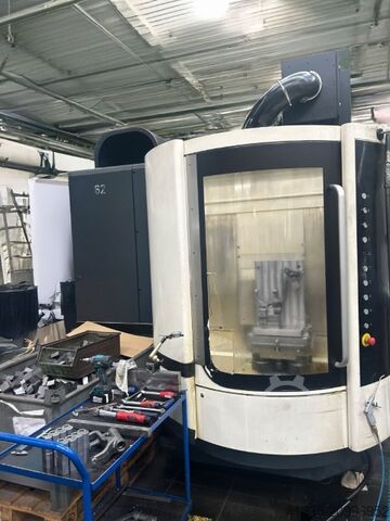 Vertical machining center DECKEL MAHO DMC 55 H duo block