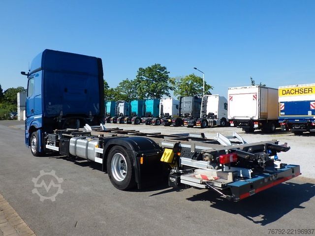Truck chassis MERCEDES-BENZ 1842 L Actros 5 GigaSpace/BDF/LBW/HPE/Standklima