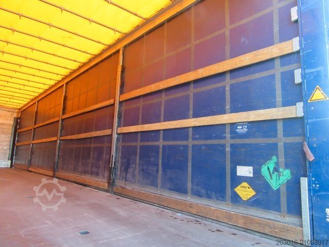 Auflieger mit Pritsche & Plane SCHMITZ CARGOBULL Mega Varios Miete ¤ 29/Tag oder ¤ 590/Monat