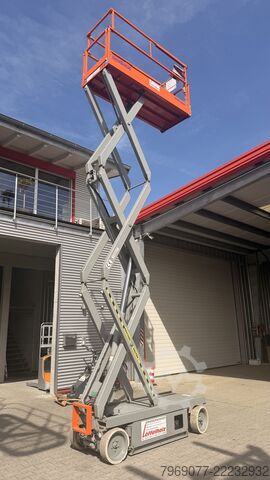 Scherenarbeitsbühne Skyjack SJIII 3220