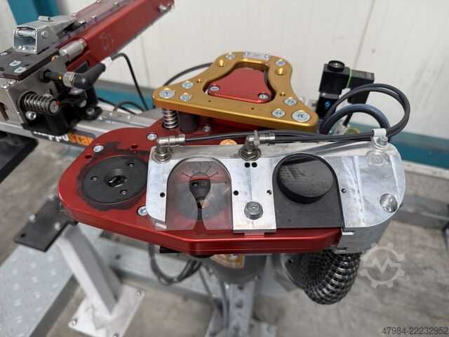 Schweißroboterzelle FEMITEC NV 2102-NEFC