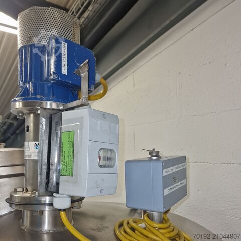 600 liter insulated storage tank made of V2A stainless steel with propeller agitator MAVAG Verfahrenstechnik AG B0110