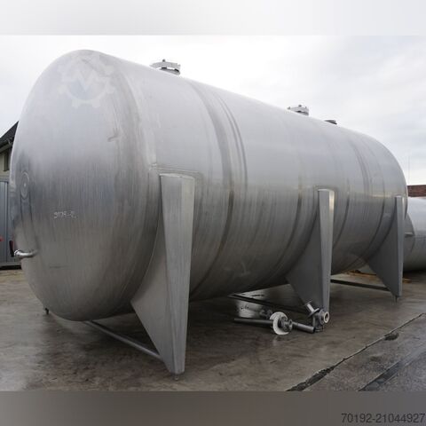 42000 Liter liegender Lagertank aus V2A mit 2 Propellerrührwerken  K0194