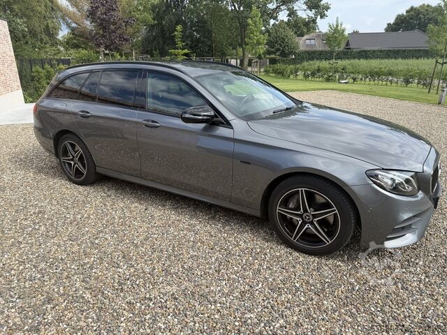 Mercedes-Benz E-Class Estate 300 de AMG Line 2020 LED / ACC / Leather MARGIN MERCEDES-BENZ E-klasse Estate 300 de AMG Line 2020 Led / ACC / Leder
