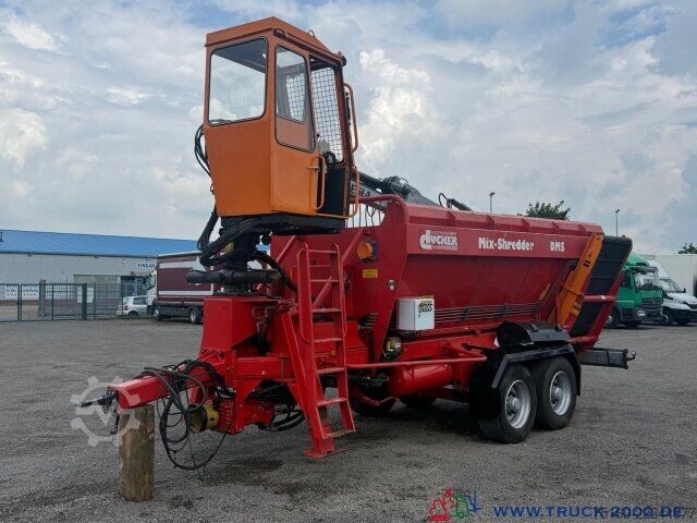 Agricultural machine Dücker Holz Schredder DMS500S Kran Kesla+Kabine+Greifer