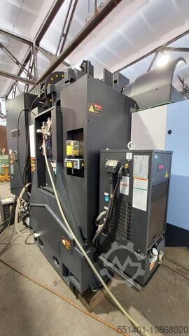 Vertikales Bearbeitungszentrum Doosan DNM 5700