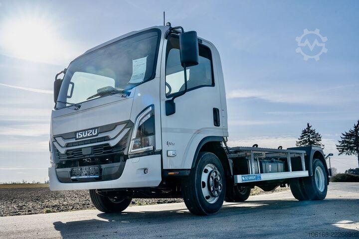 Abrollkipper Transporter Isuzu M30H 150 PS Abrollkipper