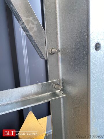 Kragarmregal ca. 4,02 lfm. Kragarmregal H: 300 cm T: 137 cm , 500 Kg/Arm , 4 Lagerebenen