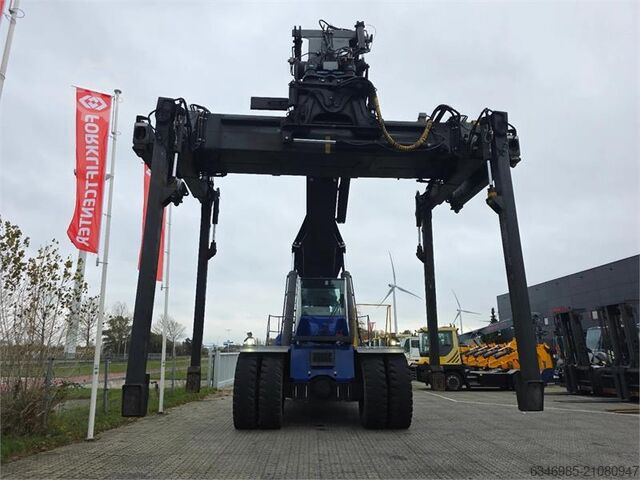 Reachstacker Konecranes SMV 4531 CC5