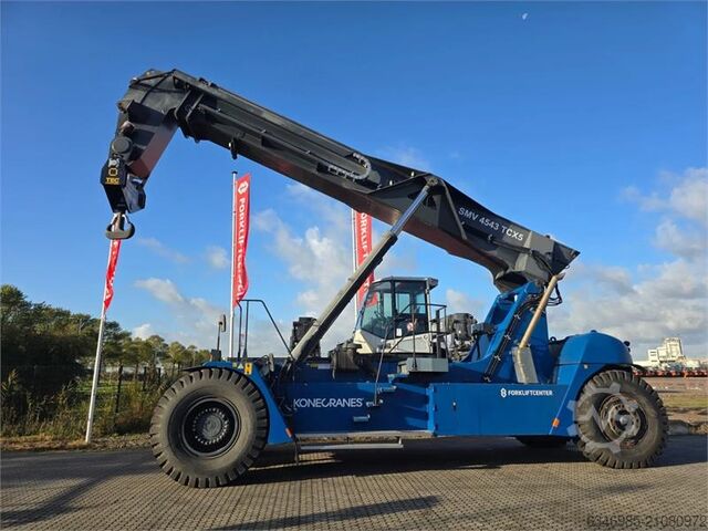 Reachstacker Konecranes SMV 4543 TCX5