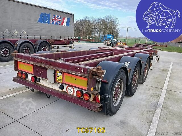 Containertransport Renders 