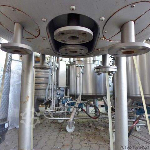 630 liter heatable/coolable agitator tank made of V2A with inclined blade agitator  
