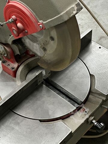 Kapp- und Gehrungssäge OMGA T50.350 Omga T50.350