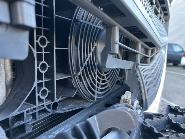 Standard-SZM Mercedes-Benz Actros 1842 Streamspace / 458 dkm / Tacho V2 / ...