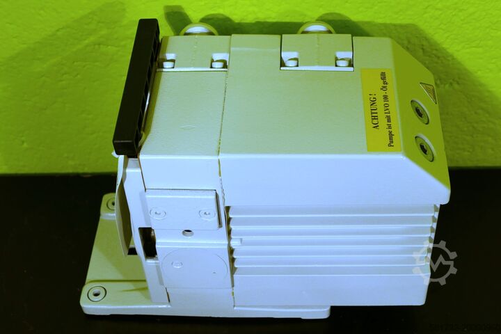 Vakuumpumpe Leybold TRIVAC D8B