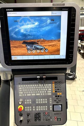 Universal-Bearbeitungszentrum DMG HSC 55 linear