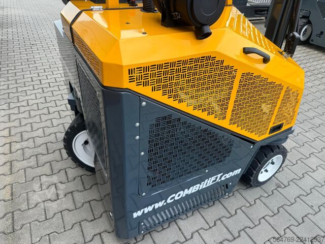  Combilift CB3000/LPG /2016 year/ Perfect condition