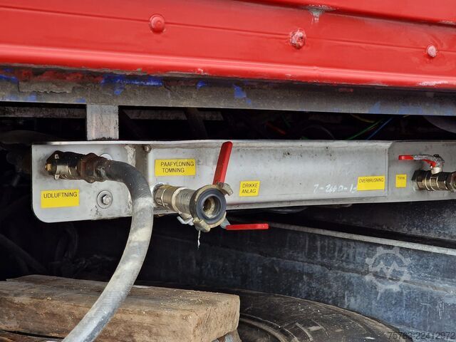 Viehtransport Finkl 3 deck - lift- water - vans - steering axle