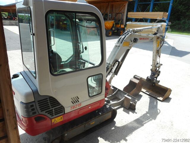 Minibagger Takeuchi TB 219 ( 2.020kg ) POWERTILT
